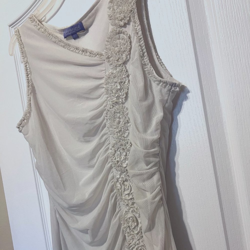 Vivienne Tam- large-VINTAGE-sleeveless blouse-Large-puffy flowers on front-liner - Picture 7 of 10